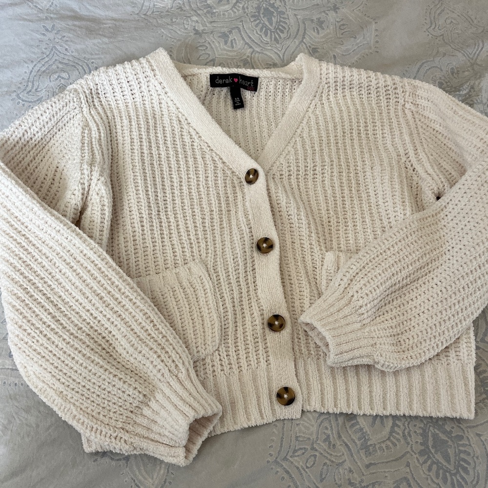 Derek heart Girl size 14 cream cardigan sweater.  100%polyester.